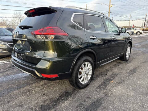 2018 Nissan Rogue SV