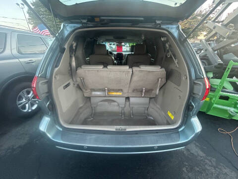 2008 Toyota Sienna XLE