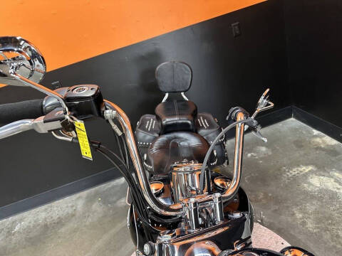 2014 Harley-Davidson FLSTC - Heritage Softail