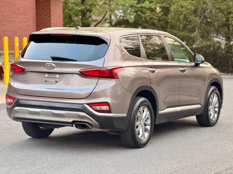 2019 Hyundai Santa Fe SE 2.4L