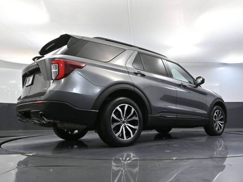 2022 Ford Explorer ST-Line
