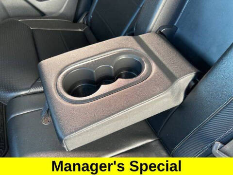 2022 Volkswagen Atlas Cross Sport SE 4Motion