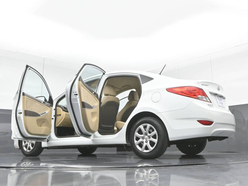 2013 Hyundai Accent GLS