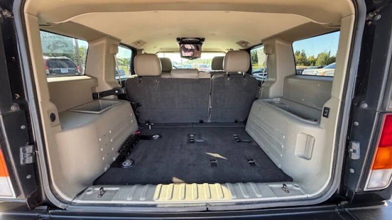 2004 HUMMER H2