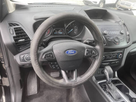 2019 Ford Escape S