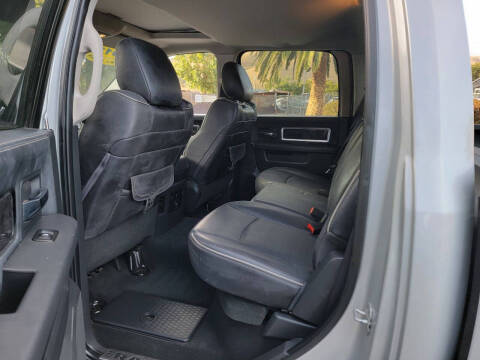 2012 RAM 1500 Laramie Limited