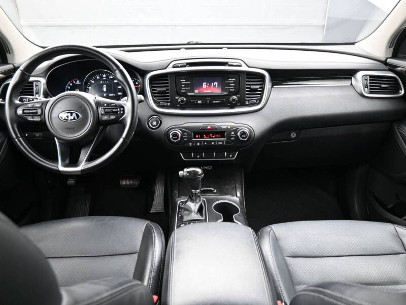 2016 Kia Sorento EX V6