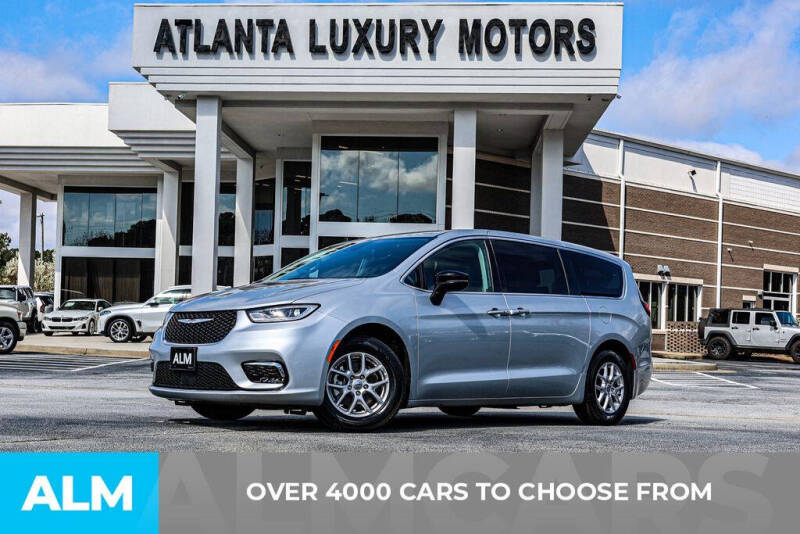 2024 Chrysler Pacifica Touring L