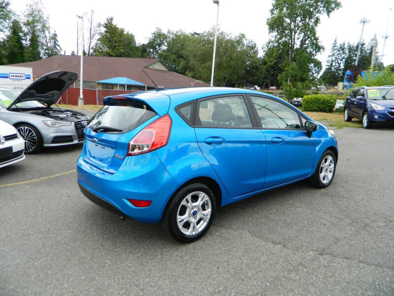 2014 Ford Fiesta SE