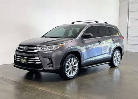 2019 Toyota Highlander for sale at Fusion Motors PDX in Portland OR