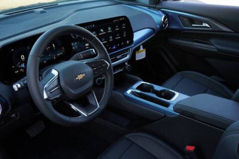 2025 Chevrolet Equinox EV LT 2