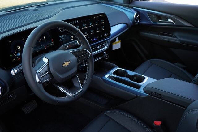 2025 Chevrolet Equinox EV LT 2