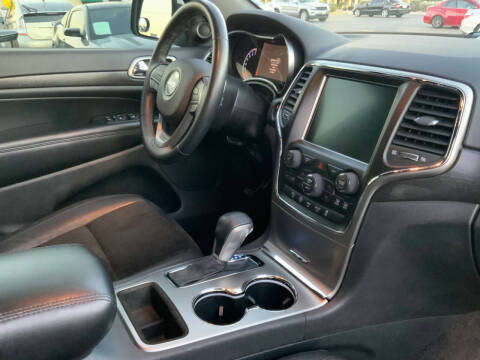 2017 Jeep Grand Cherokee Altitude