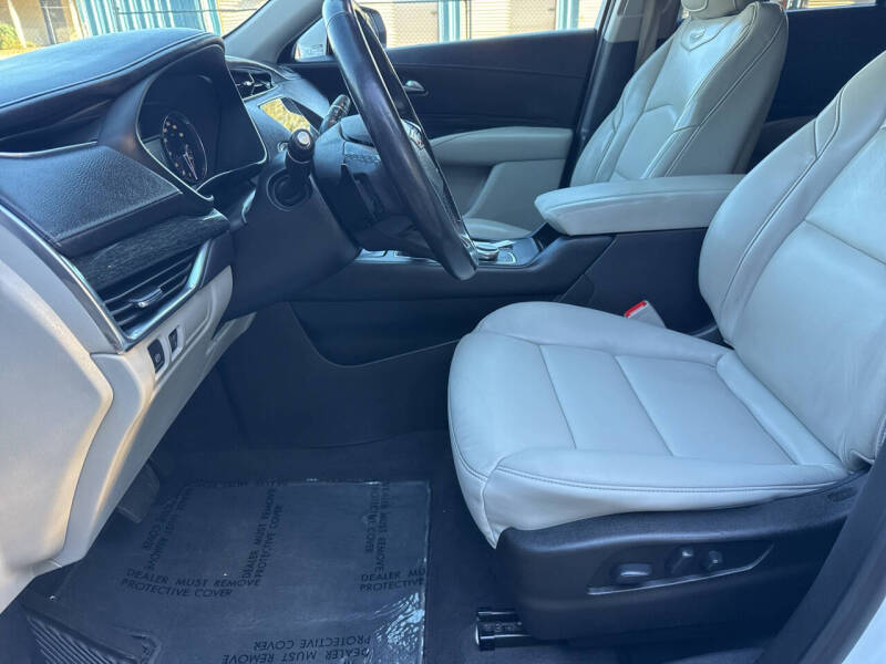 2021 Cadillac XT4 Premium Luxury