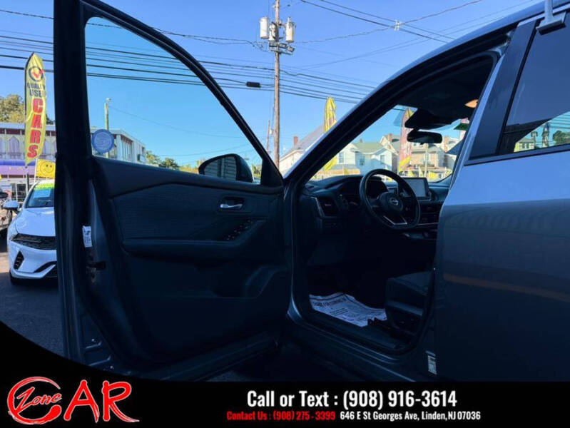 2022 Nissan Rogue SV