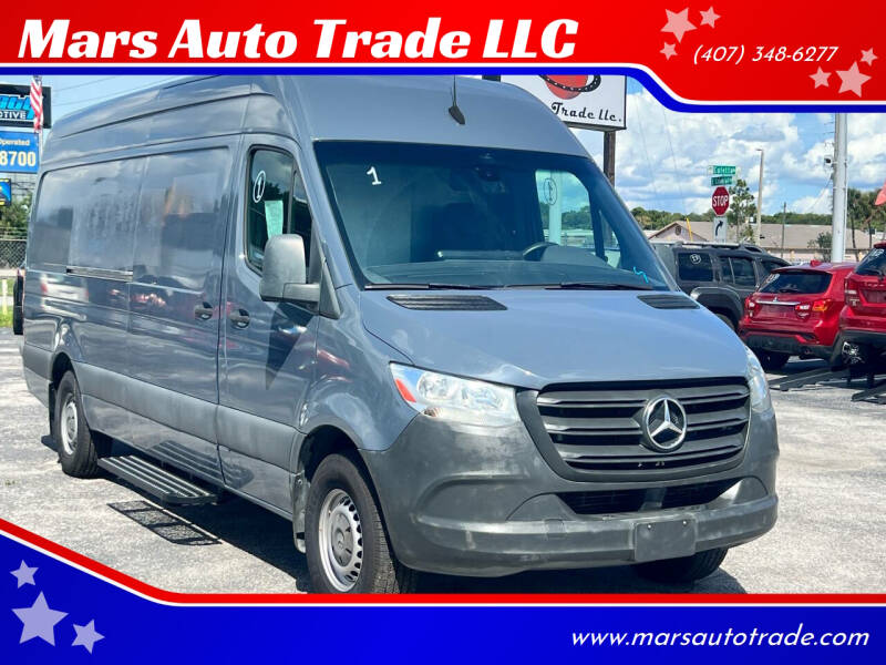 2019 Mercedes-Benz Sprinter Crew Van Base's photo