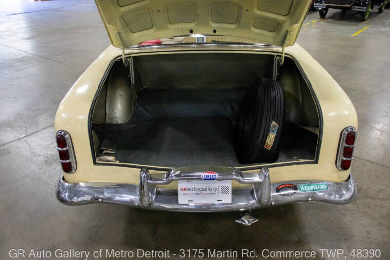 1951 Packard 200 Deluxe