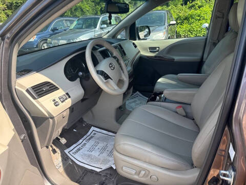 2014 Toyota Sienna