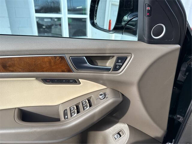 2017 Audi Q5 2.0T quattro Premium Plus