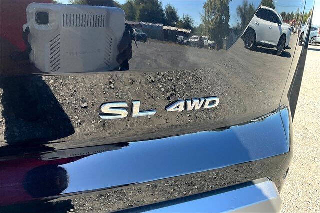 2023 Nissan Pathfinder SL