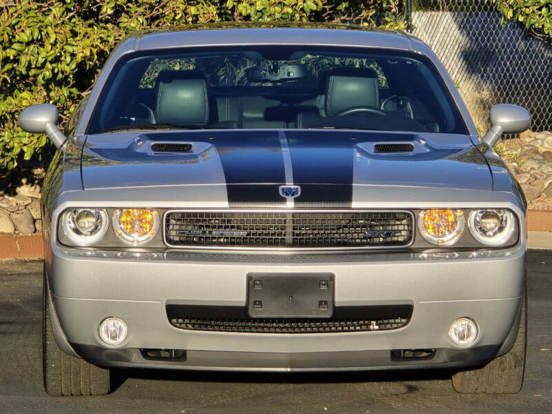2010 Dodge Challenger SRT8