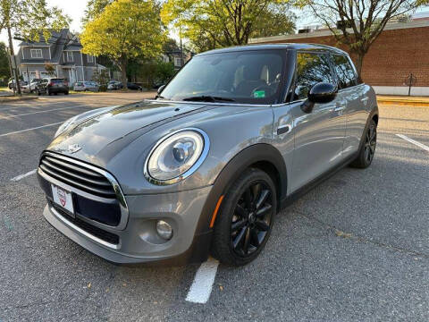 2016 MINI Hardtop 4 Door Cooper