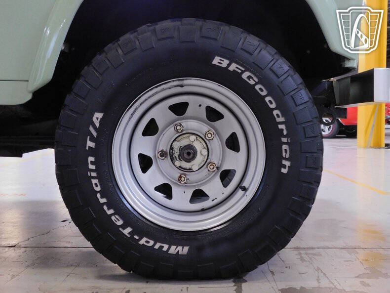 1987 Land Rover Defender