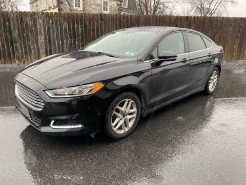 2014 Ford Fusion SE