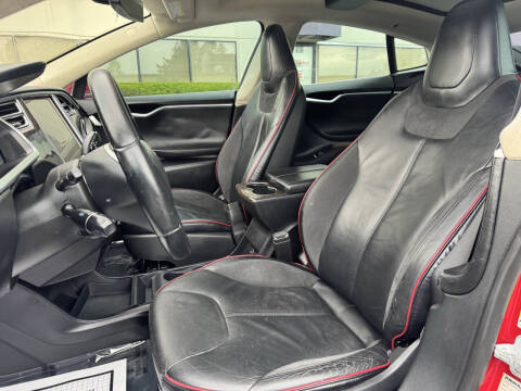 2013 Tesla Model S Performance