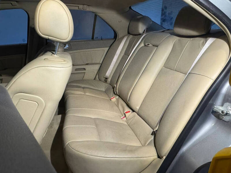 2005 Cadillac STS