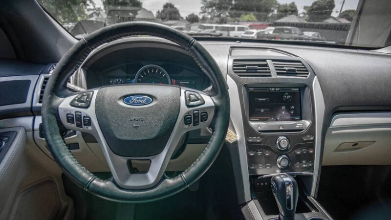 2011 Ford Explorer XLT
