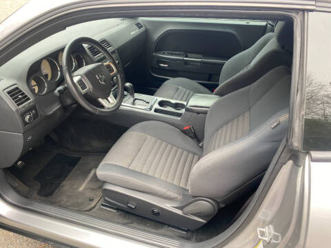 2013 Dodge Challenger SXT