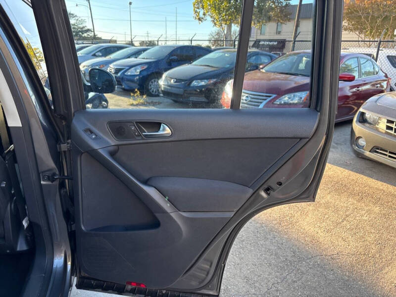 2014 Volkswagen Tiguan S