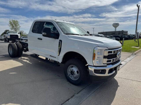 2025 Ford F-350 Super Duty XL