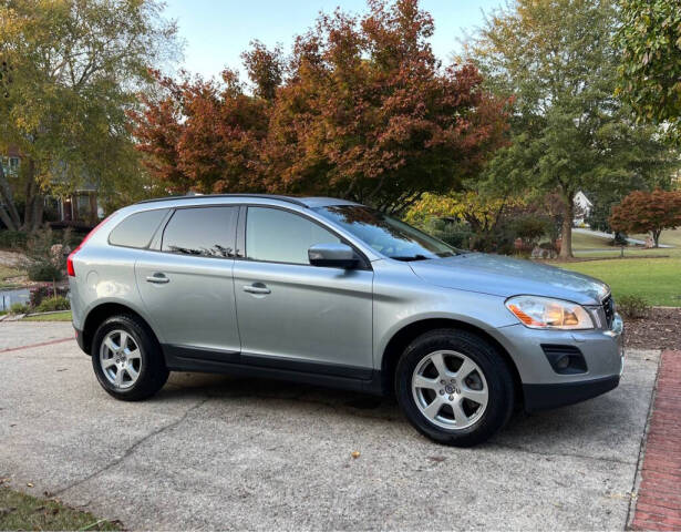 2010 Volvo XC60 for sale at Select Autos in Alpharetta , GA