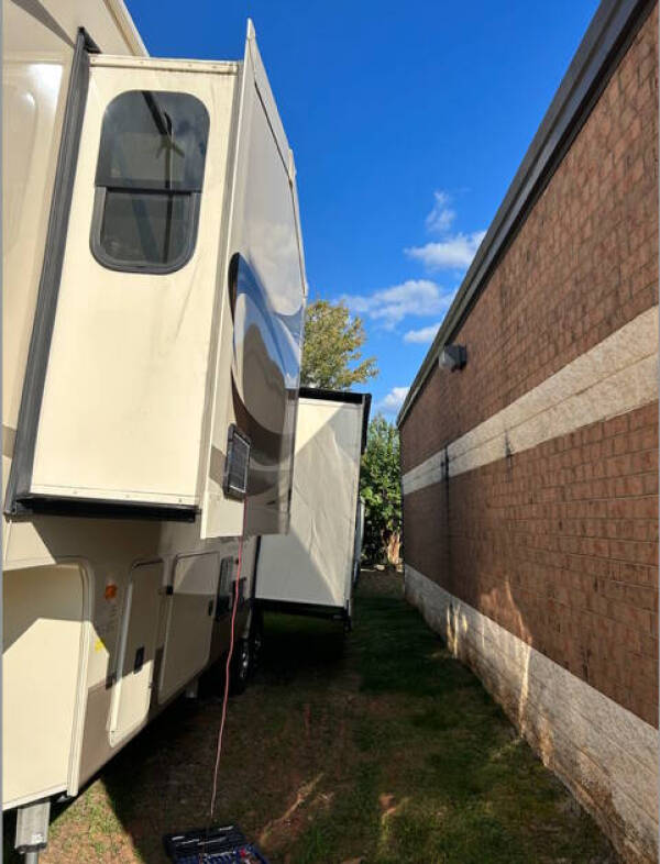 2017 Forest River Cedar Creek Silverback 29 RE