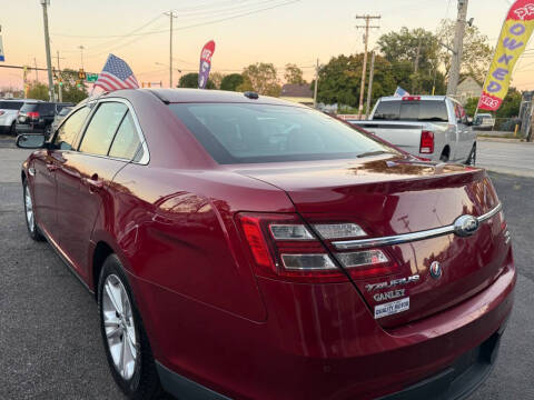 2015 Ford Taurus SEL