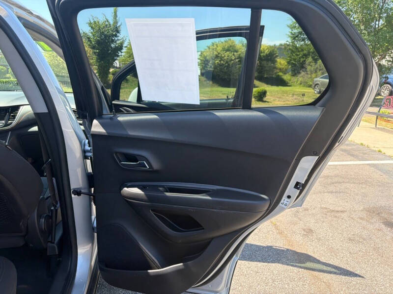 2021 Chevrolet Trax LS