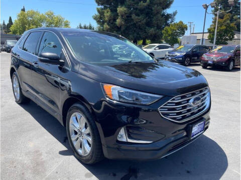 2022 Ford Edge Titanium