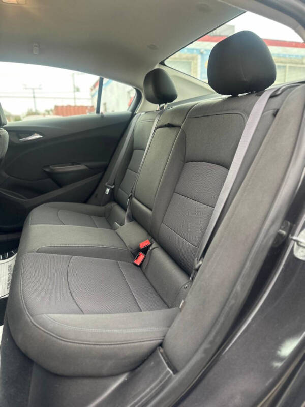 2017 Chevrolet Cruze LT Auto
