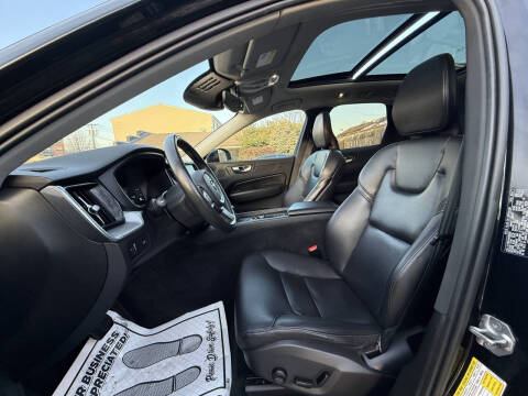 2019 Volvo XC60 T5 Momentum