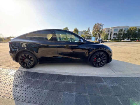 2023 Tesla Model Y Performance