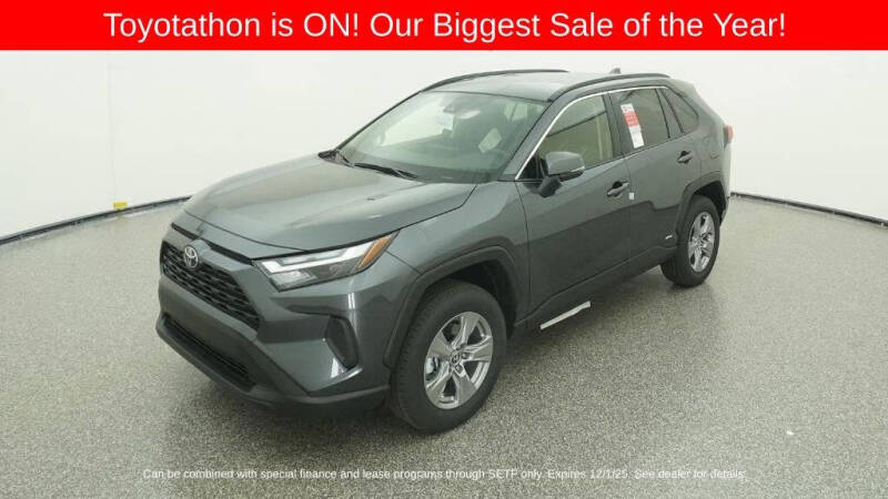 2025 Toyota RAV4 Hybrid XLE