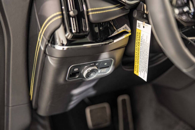 2026 Aston Martin DBX S