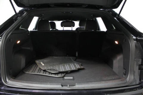 2022 Volkswagen Atlas Cross Sport SE 4Motion