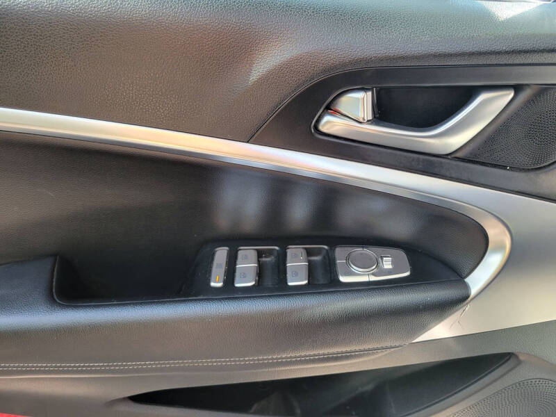 2022 Genesis G70 2.0T