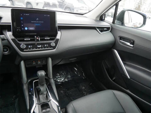 2023 Toyota Corolla Cross XLE