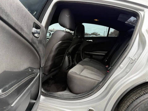 2015 Dodge Charger SE