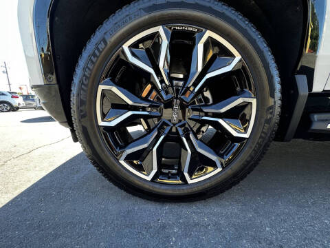 2025 GMC Sierra EV Denali