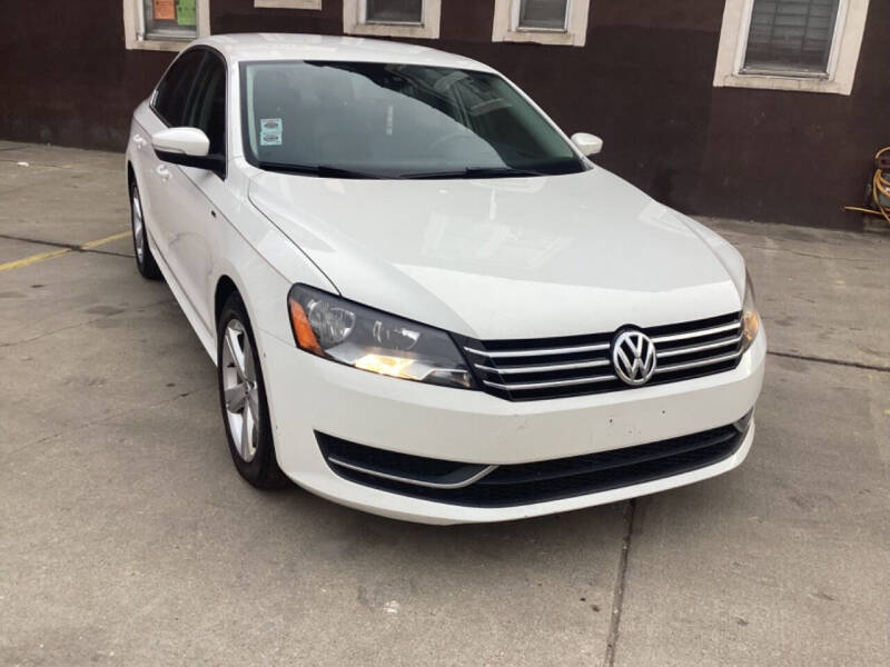 2014 Volkswagen Passat 1.8T S PZEV